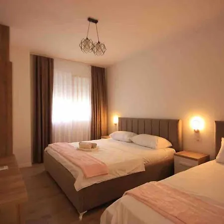 아파트 Cozy By The